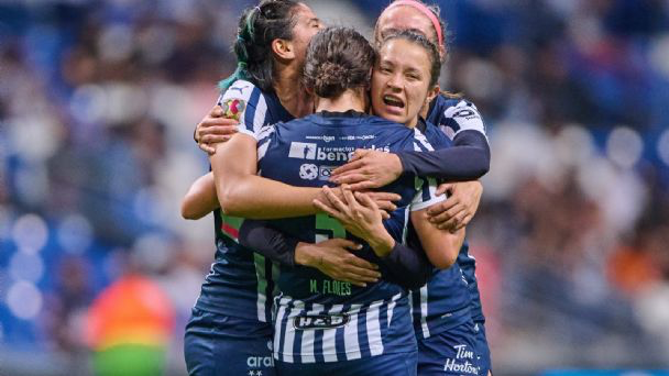 Campeonas y perfectas, Rayadas goleó en casa al Querétaro