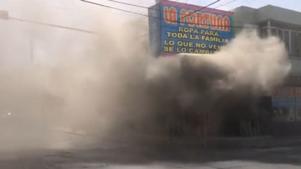 Se incendia negocio de ropa en el centro de Monterrey