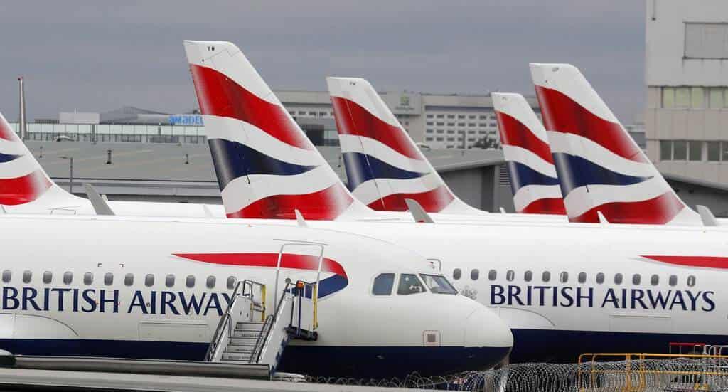 ‘Demoras en aeropuertos de Gran Bretaña podrían durar meses’