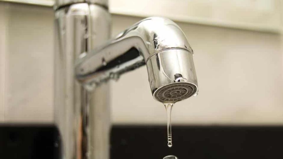 Metrópoli sufrirá reducción diaria de agua; será de 6pm a 6am