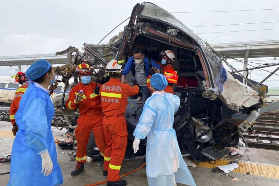 Descarrilamiento de tren en China deja ocho heridos