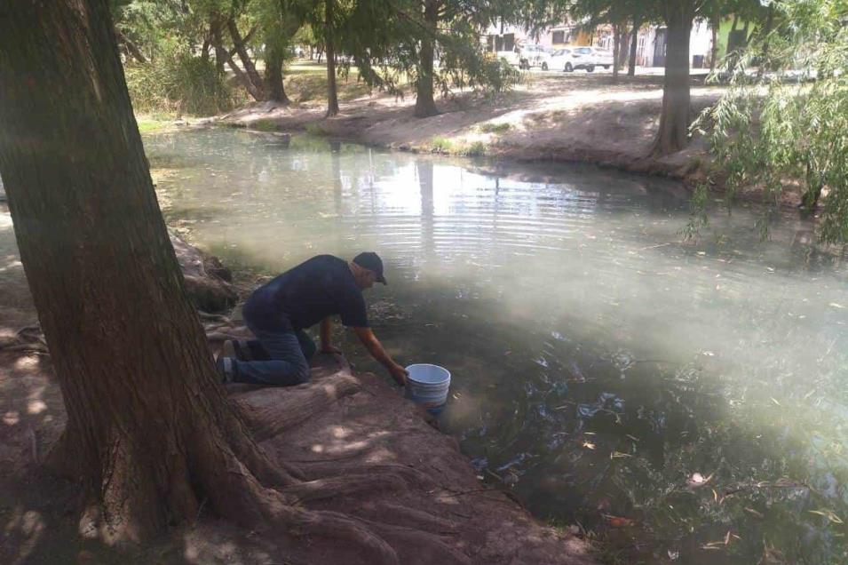 Ciudadanos de Escobedo usan agua de área natural protegida