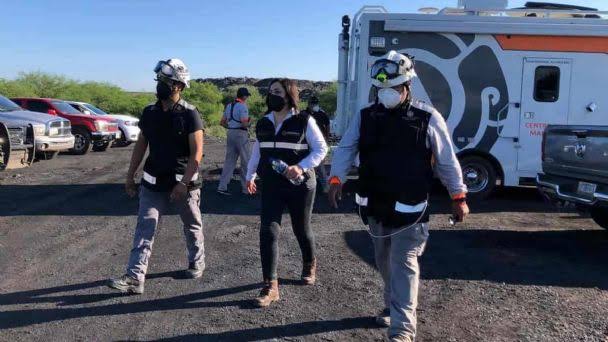 Se suman rescatistas de NL a búsqueda de mineros en Coahuila