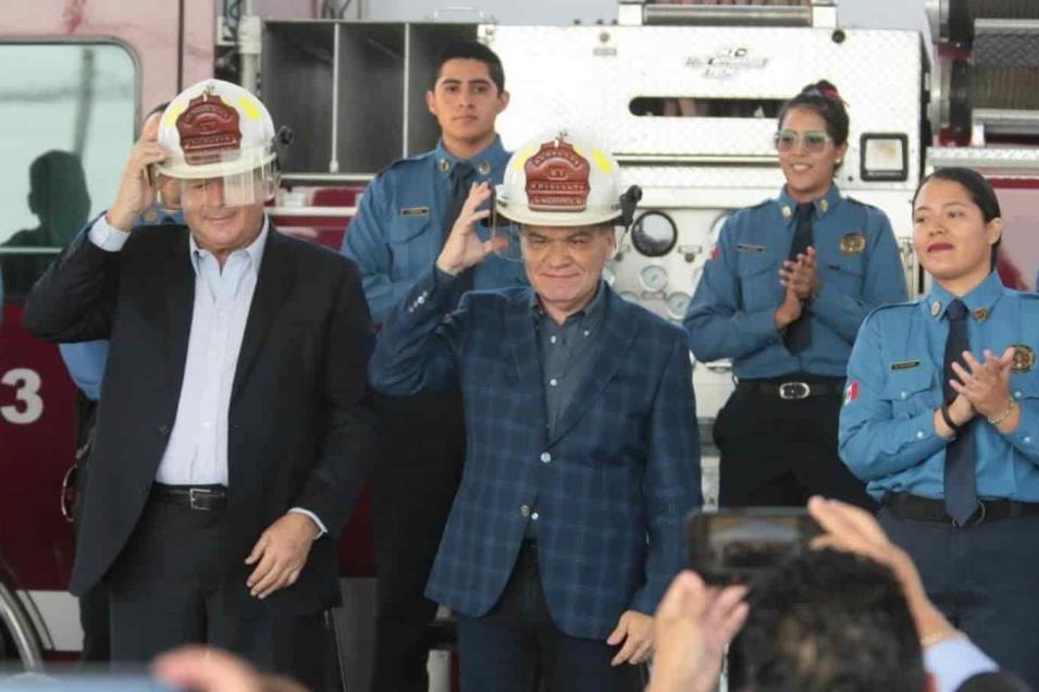 Gobierno de Coahuila reconoce labor de los bomberos
