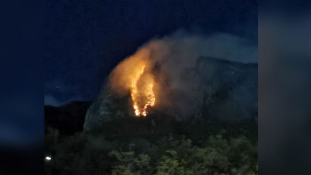 Se incendia Cerro de la Silla en Guadalupe