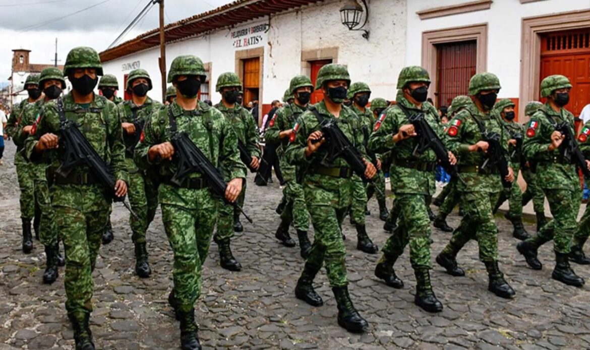 López Obrador niega “militarizar” México pese a reforma sobre Fuerzas Armadas