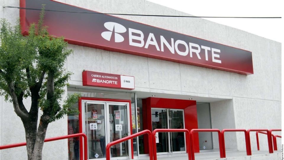 Banorte se retira del proceso de compra de Banamex