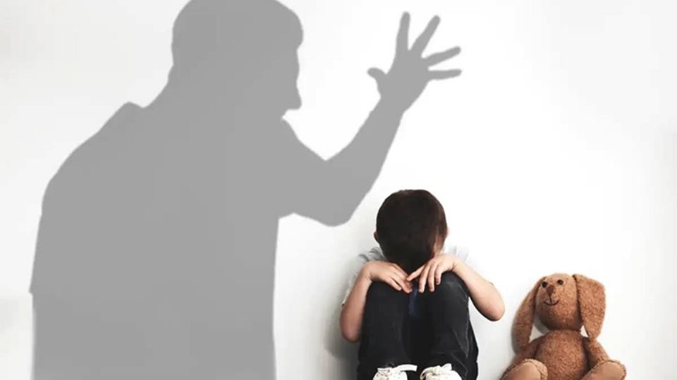 Violencia vicaria: niños víctimas de sus padres