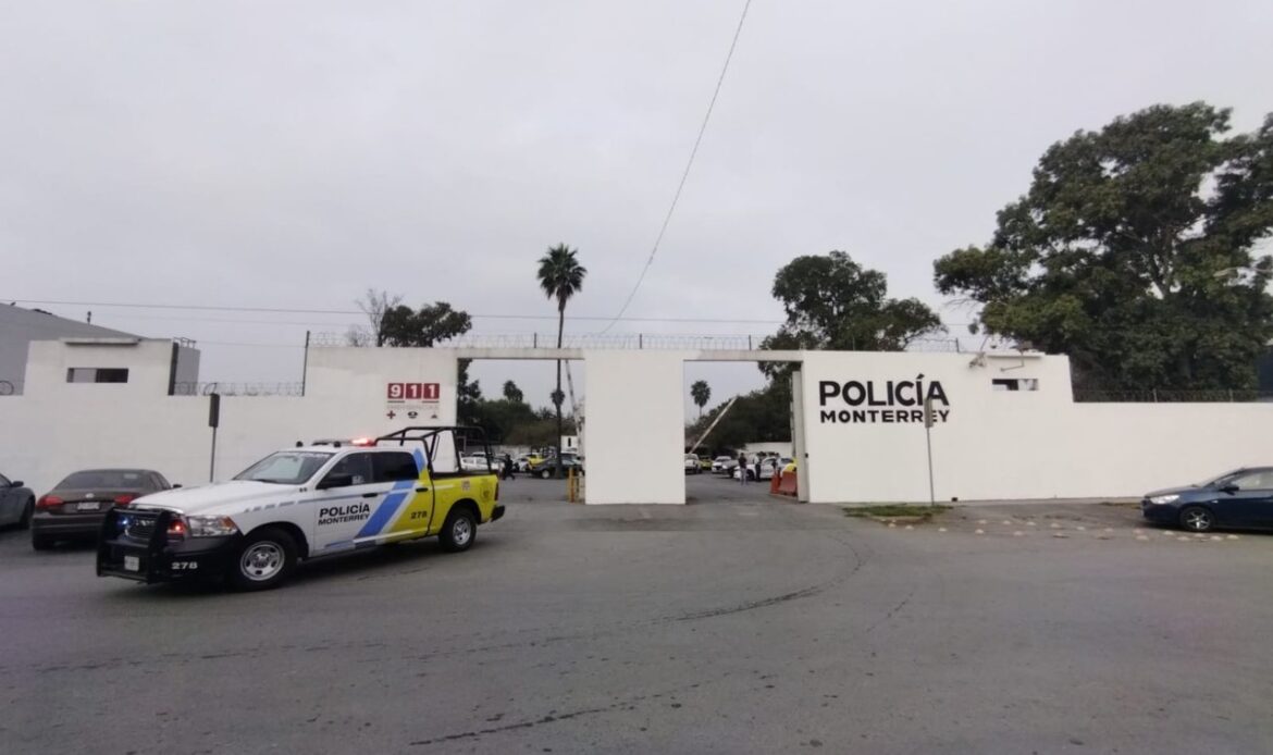 Riña en estación de la Policía de Monterrey deja un herido