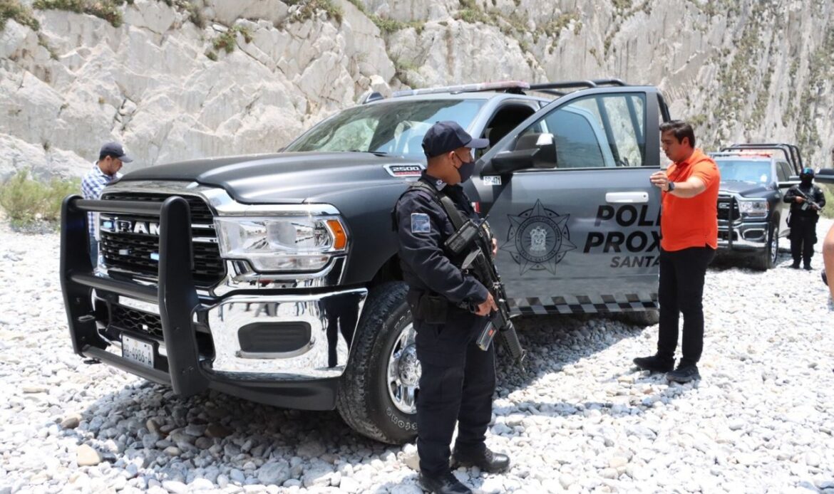 Santa Catarina invertirá predial en compra de patrullas