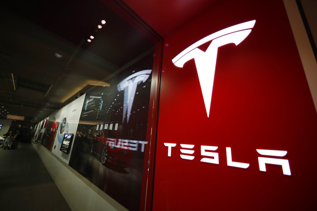 Se pelean estados por instalación de planta de Tesla