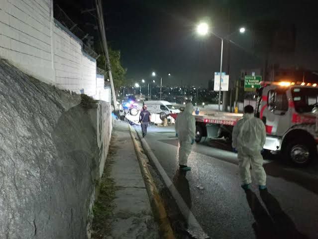 Muere joven tras volcadura en Avenida Venustiano Carranza