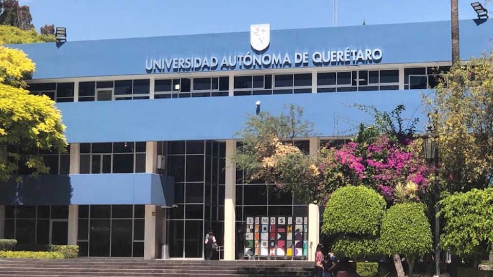 Universidad de Querétaro procederá legalmente contra quien falsifique sus títulos