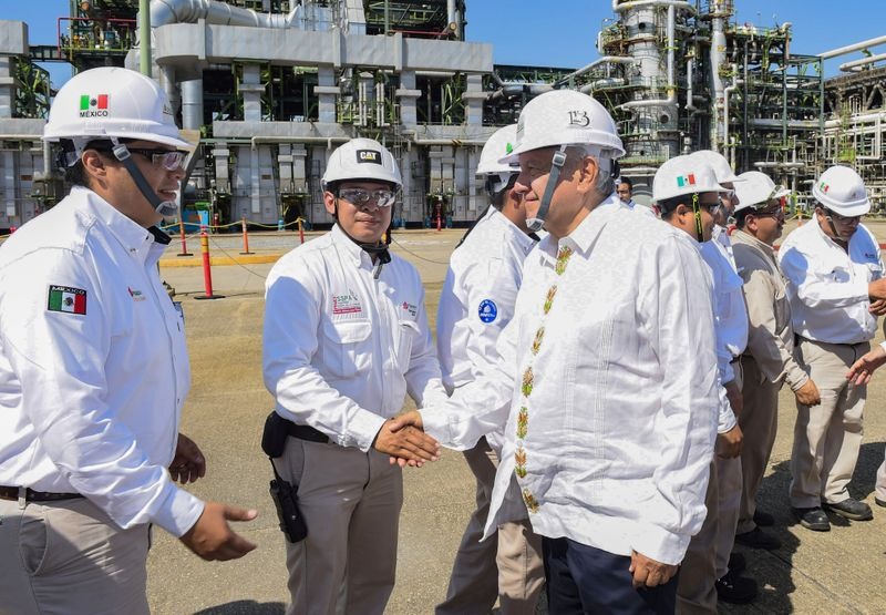 Visitará López Obrador refinería de Cadereyta… en un mes