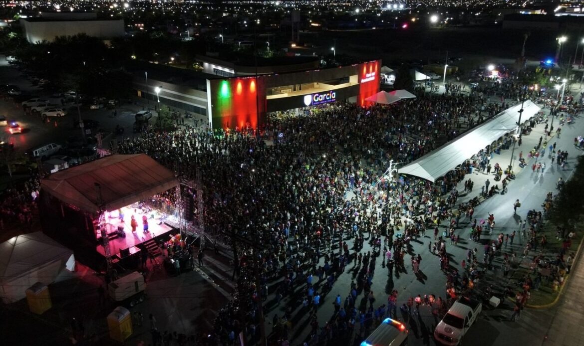 Más de 20,000 personas festejaron el Día del Niño en García