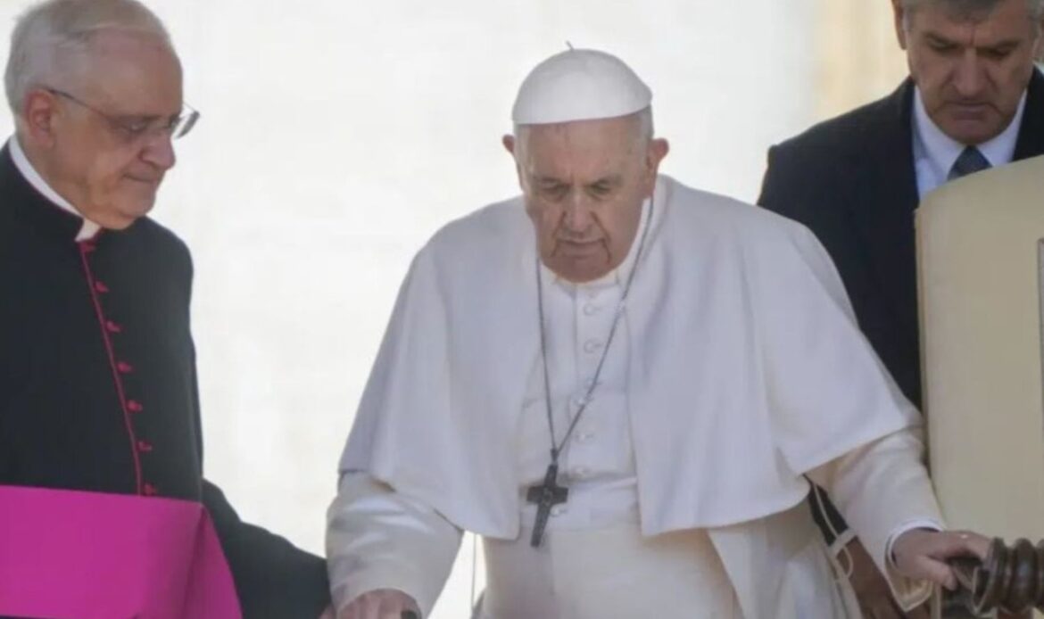 El papa recibirá alta en los próximos días: Vaticano
