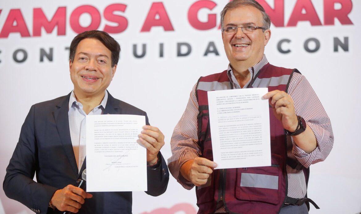 Ebrard se registra como precandidato presidencial de Morena