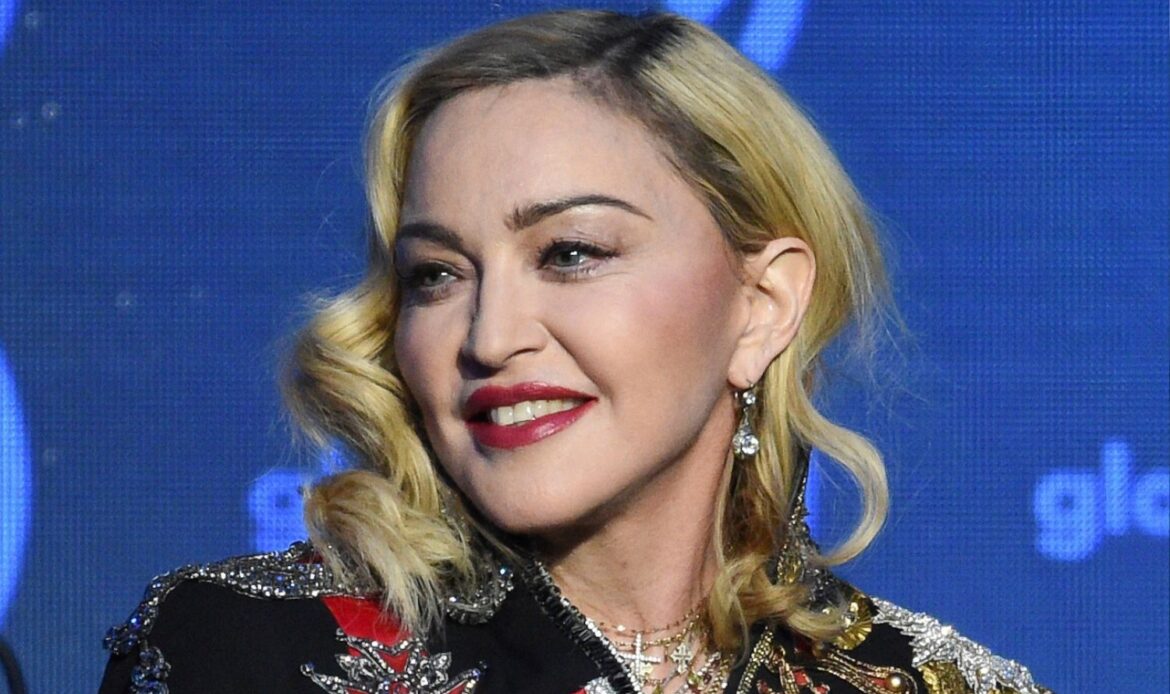 Gira de Madonna se pospone hasta octubre en Londres