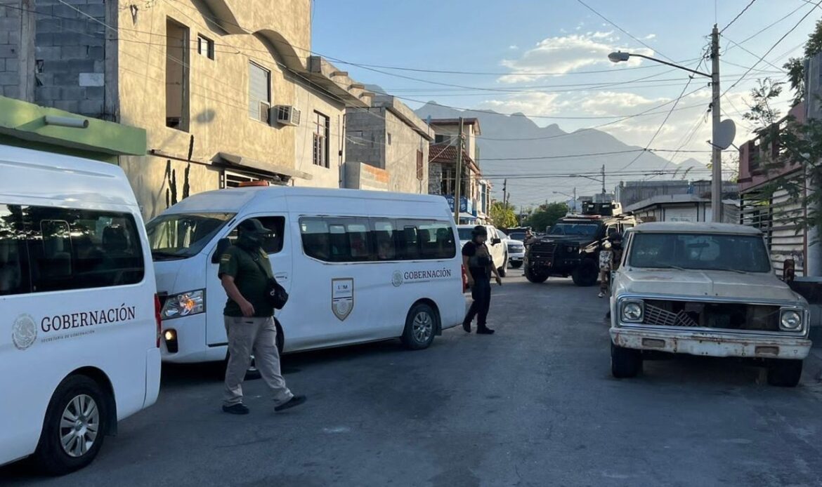 Encuentran a 36 indocumentados en vivienda de Monterrey
