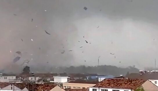 Tornados dejan 10 muertos y 4 heridos en el este de China