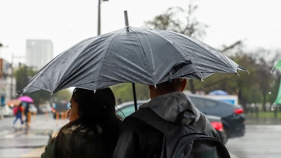 Alista tu paraguas: Pronostican lluvia para Nuevo León este fin de semana