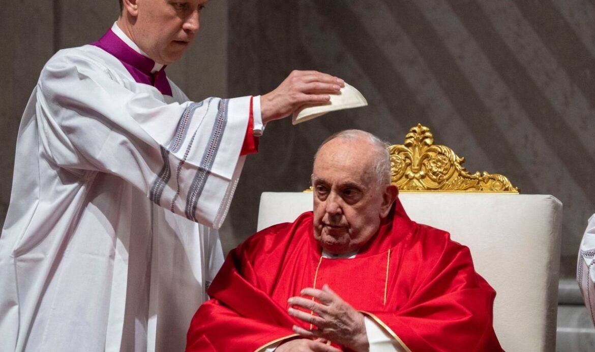 Confirma Vaticano que el Papa presidirá la Vigilia de Pascua